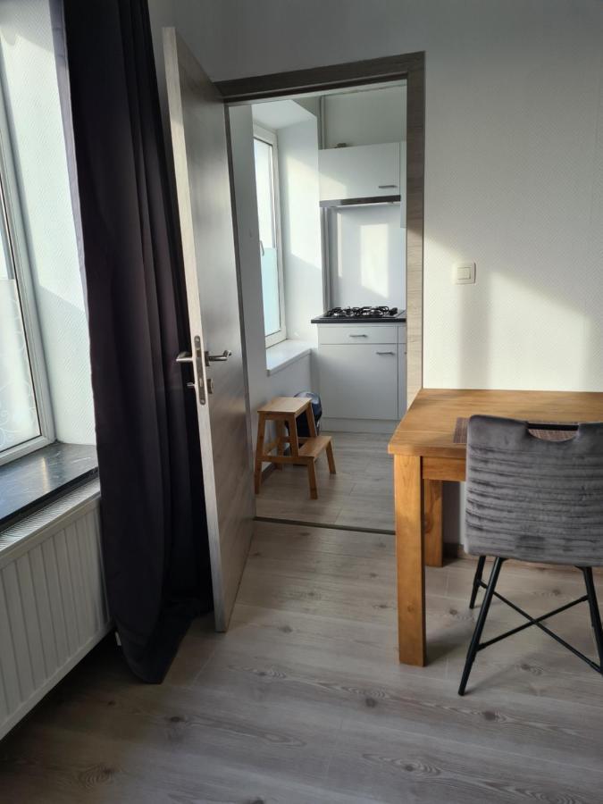 Le Bonheur 1 & 2 Parking Et Wifi Gratuits Apartment Charleroi Exterior photo